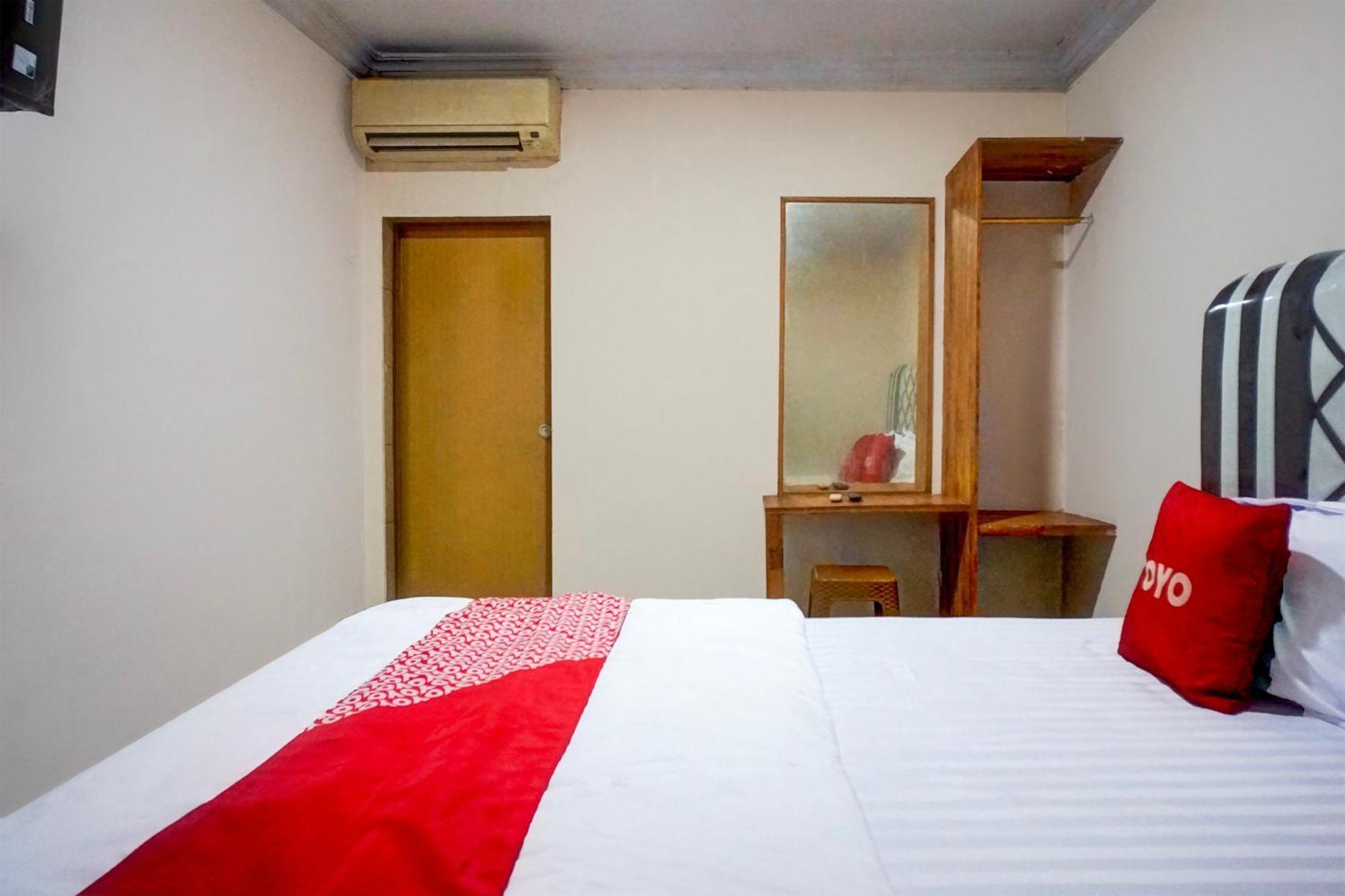 Hotel O Medan City Center Near Plaza Medan Fair Экстерьер фото