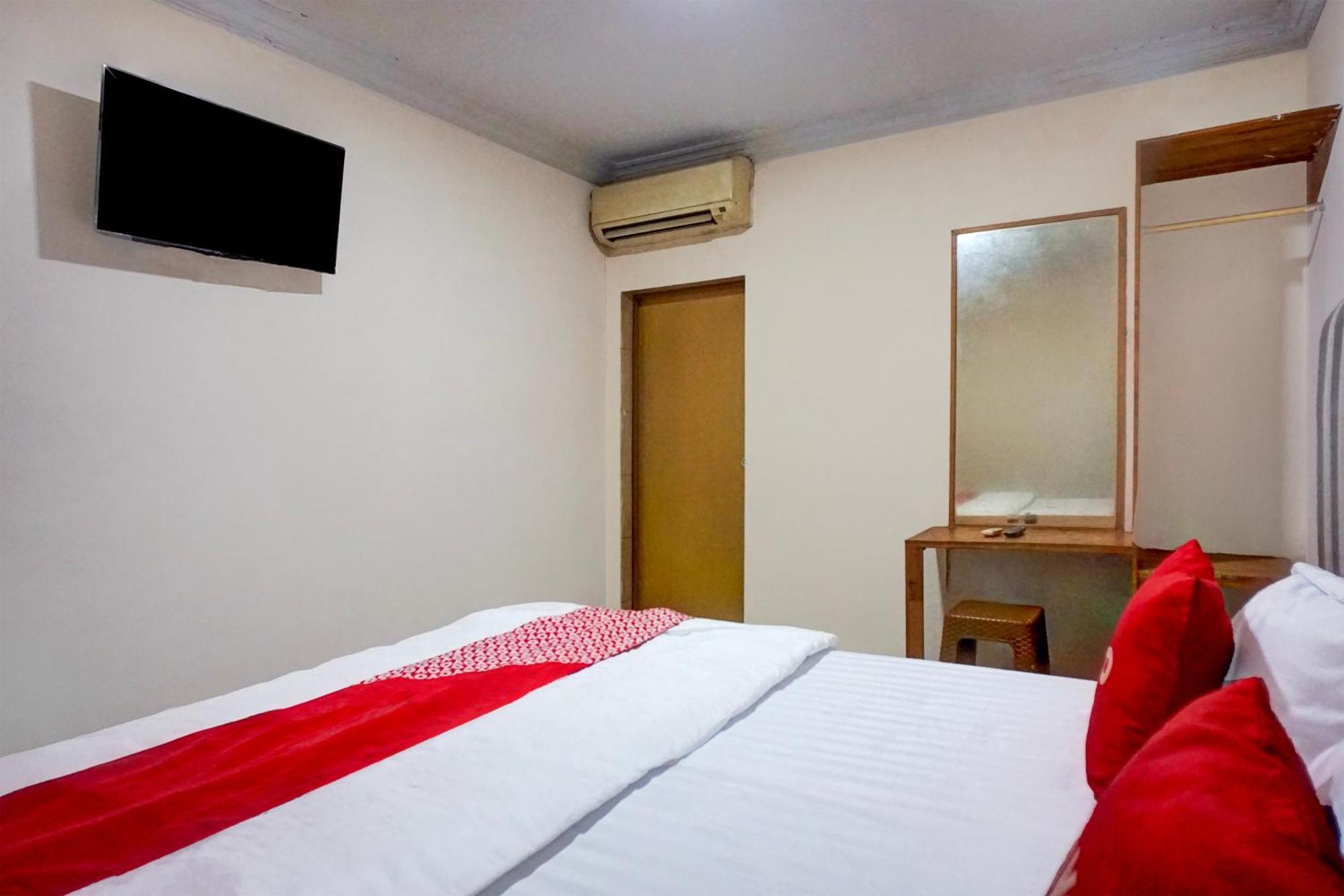 Hotel O Medan City Center Near Plaza Medan Fair Экстерьер фото