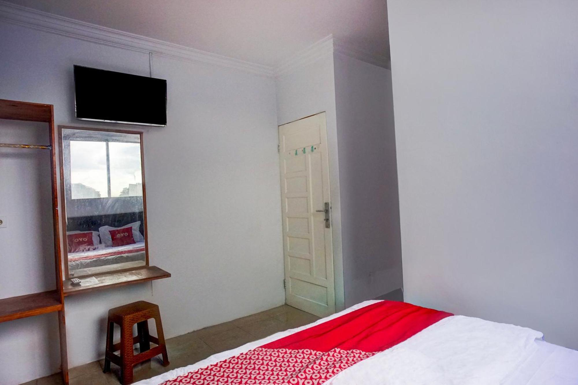 Hotel O Medan City Center Near Plaza Medan Fair Экстерьер фото