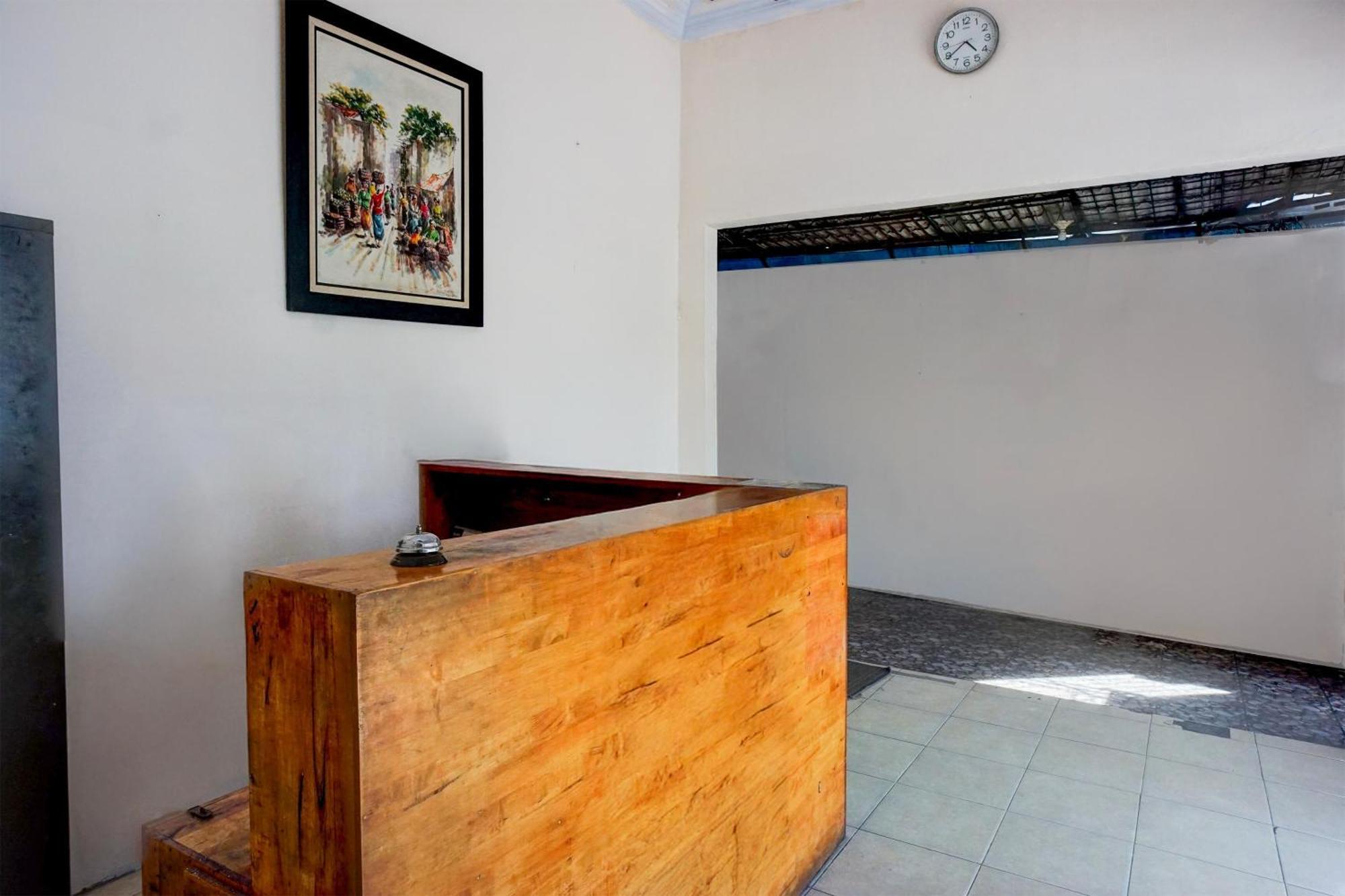 Hotel O Medan City Center Near Plaza Medan Fair Экстерьер фото