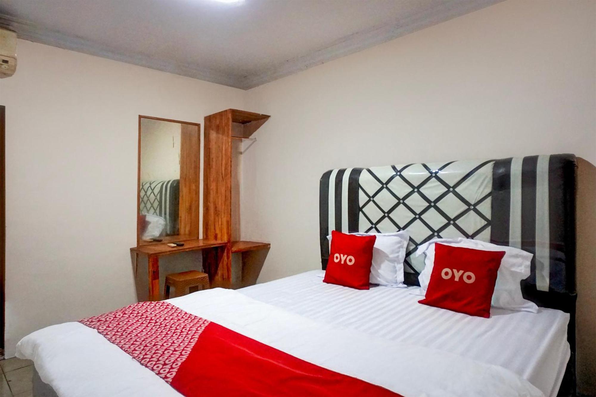 Hotel O Medan City Center Near Plaza Medan Fair Экстерьер фото