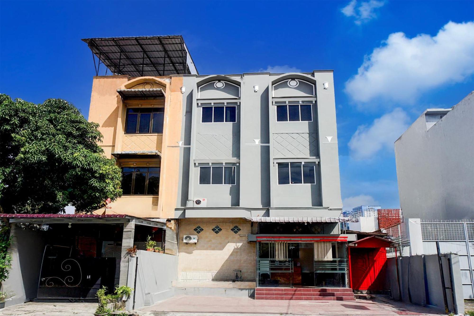 Hotel O Medan City Center Near Plaza Medan Fair Экстерьер фото