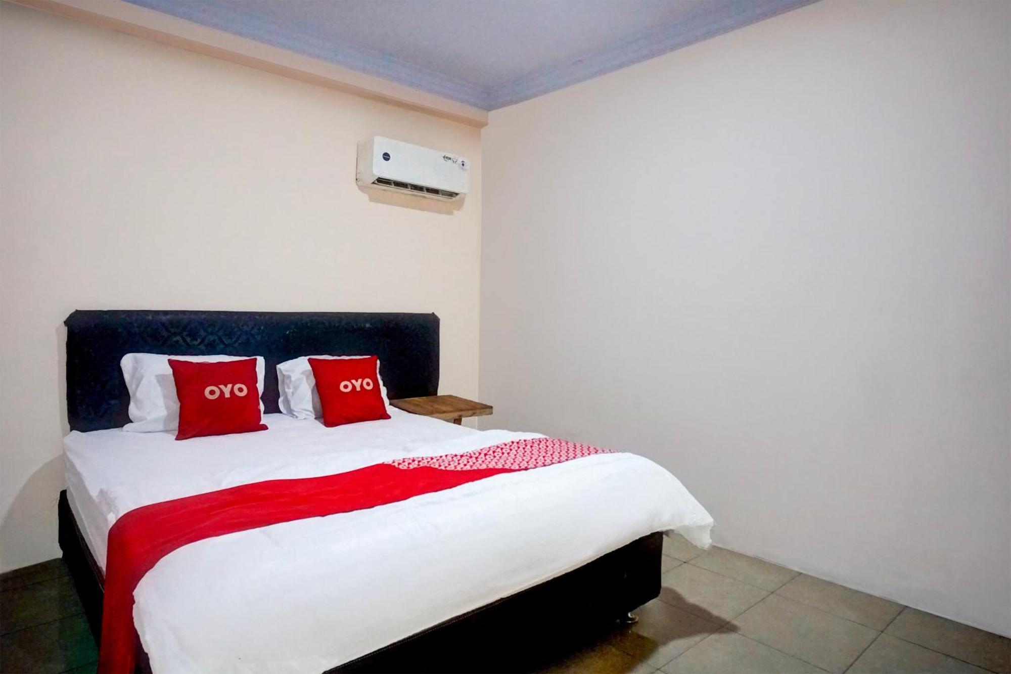 Hotel O Medan City Center Near Plaza Medan Fair Экстерьер фото